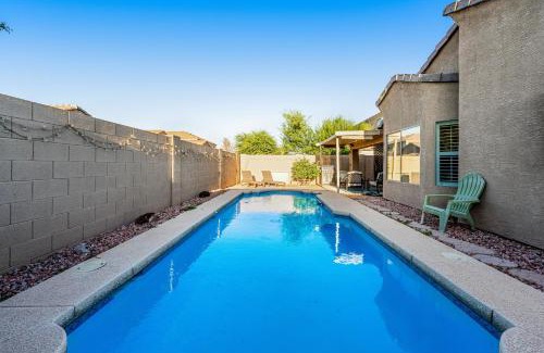 Suncliff Maison | Pretty Peoria Place