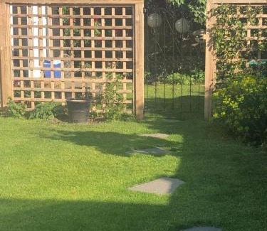 Sheringham Maison | Pretty self-contained garden room