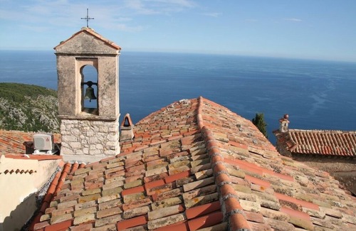 Eze Appartement | Joli studio, situation exceptionnelle, mer et montagne. entre Nice et Monaco.