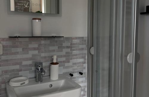 Arbshagen Appartement | Prima Resort Boddenblick - Camping-Stellplätze - Tiny Houses & Ferienwohnungen in Ostsee Nähe