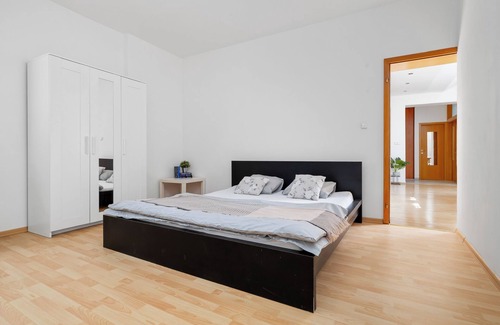 Old Town Appartement | Prima - spacious apartment located in the main square