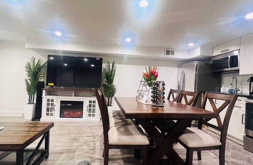 Capitol Hill Appartement | ⭐️Prime Area💥Park & Walk to Sites ⭐️ Sleeps 6 ⭐️ 2-Baths ✔️