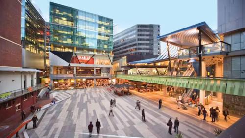 Melbourne Central Business District Appartement | Prime CBD Location - Modern Melbourne Apartment with Enclosed Balcony Free Tram Access