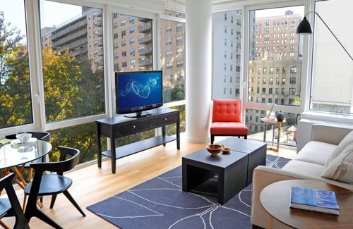 Manhattan Valley Autre | Prime Location and Comfort: Columbus Square 2BR Condo w City Skyline View