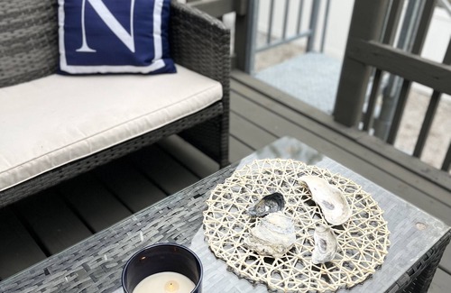 Southend Maison | Prime Location! Beach Block!