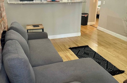 Victorian Village Maison | Prime Location – Free Parking – Short North