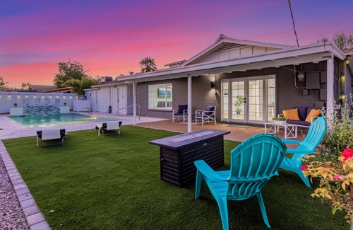 Scottsdale Estates Ten Maison | Prime Location! Modern & New! Swim, Play& Relax!