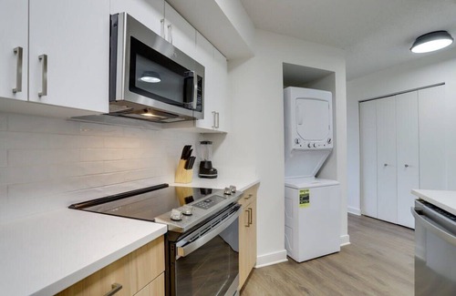 Pentagon City Appartement | Prime Location Modern Apartment at Pentagon City