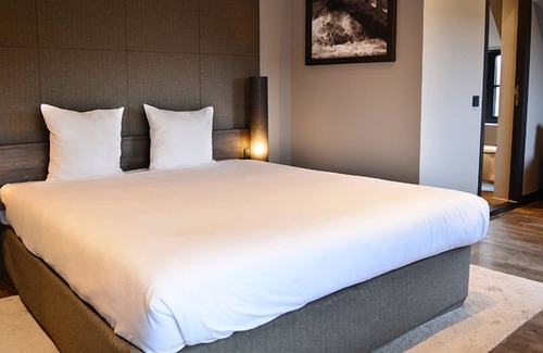 Municipality of Wassenaar Hôtel | Prime Location Near City Center, Local Hotspots, Beach Vibes & Outdoor Adventure