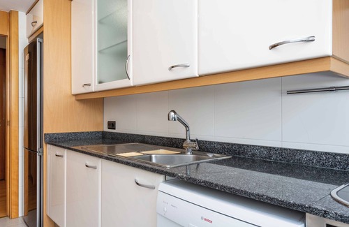 Almenara Appartement | Prime Location Skyline Balcony Retreat