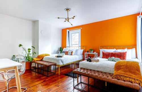 Italian Village Maison | Prime Location Top Rated Clean Parking Free!