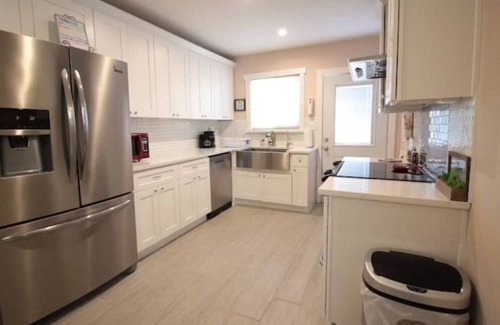 Mahncke Park Maison | Prime Location, Walk to All Best Known Attractions