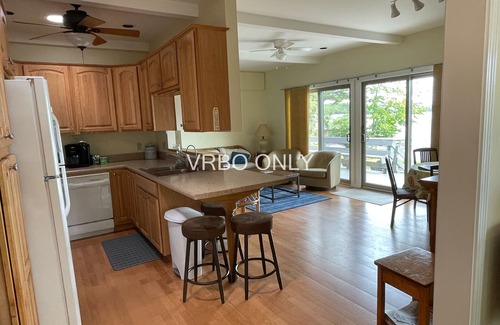 Gilford Cottage | Prime, propriété privée au bord de l'eau sur Winnipesaukee avec amarrage et parking amplement