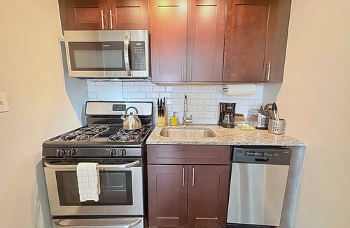 Hyde Park Appartement | Prime Spot, Chic 1-Bedroom Unit