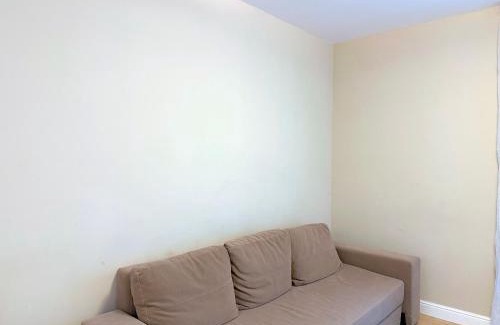Corvin negyed Appartement | Prime Stay - Modern 3 Bedroom Family Apartment with Free Parking & Garden Terrace