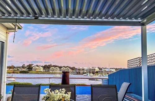 George Town Maison | Prime Waterfront House/Breathtaking Water Views 5 min to Low Head Fairy Penguins