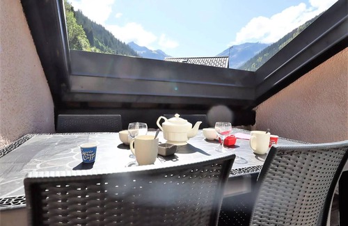 Beaufort Appartement | DUPLEX TRES AGREABLE, LUMINEUX ET BIEN EQUIPE POUR 4 A 6 PERSONNES. Classé **