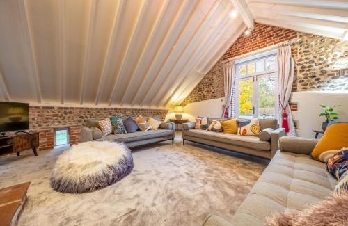 Roughton Maison | Primrose Farm Barn 14