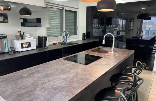 Netanya Appartement | Prince Palace Netanya Lagoon Beach 3BR