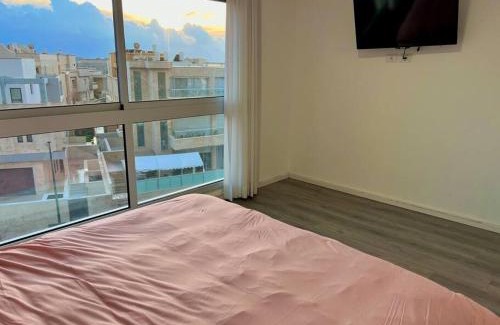 Netanya Appartement | Prince Palace Netanya Lagoon Beach 3BR