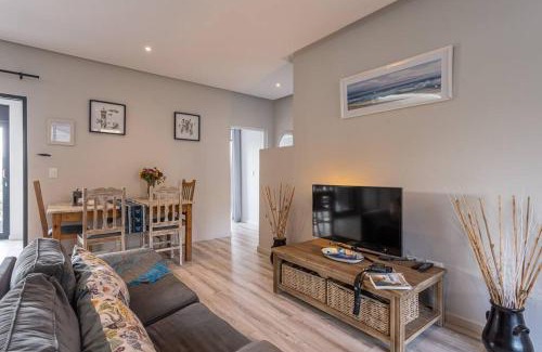 Pringle Bay Appartement | Pringle Bay getaway - 2 bedroom garden apartment
