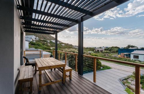 Pringle Bay Appartement | Prinia on Peak in Pringle Bay