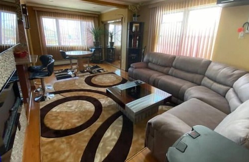 Valley Stream Lit Et Petit-Déjeuner | Pristine & Luxury 3 Bed and Breakfast JFK NYC