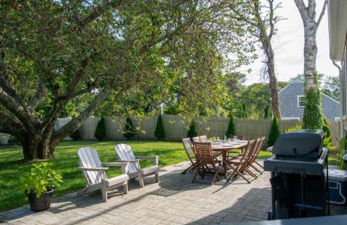West Chatham Maison | Pristine Multi-Family Home w Barn Game Room