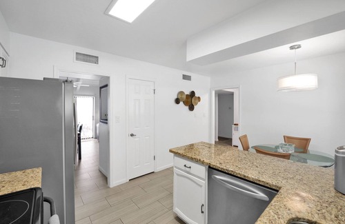 South Scottsdale Maison | Greenbelt Privacy Plus
