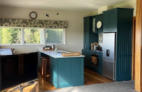 Leeston Autre | Privacy, tranquility, wildlife on your front lawn!