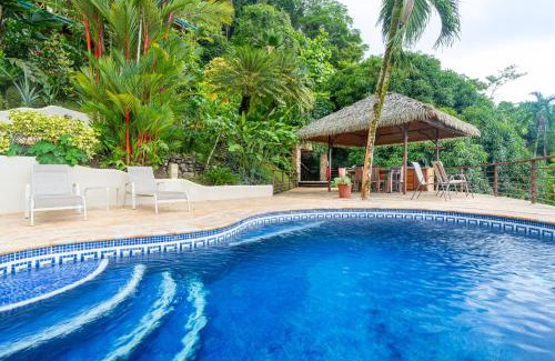 Matapalo Maison | Privacy-waterfall-pool-sleeps 8-near Beach