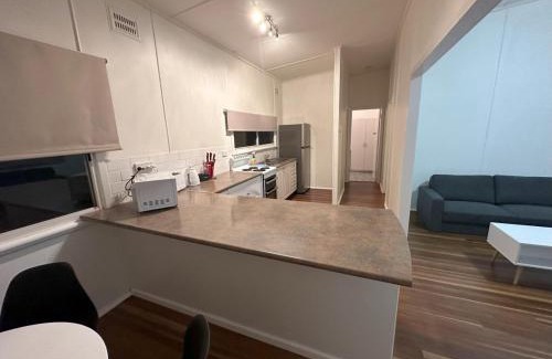 Grafton Appartement | Private 1 Bedroom Apartment with Fenced Yard