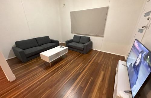 Grafton Appartement | Private 1 Bedroom Apartment with Fenced Yard