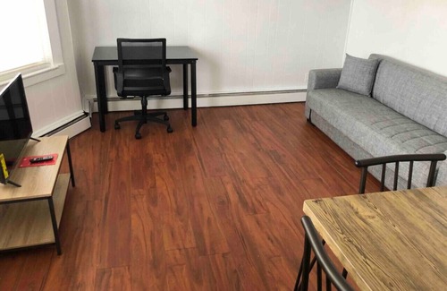 Elizabeth Appartement | Private 2-bedroom apartment, NYC bus 5-min walk