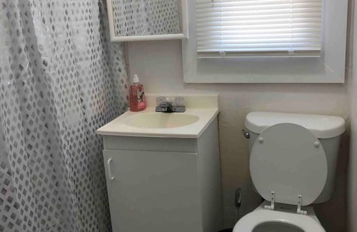 Elizabeth Appartement | Private 2-bedroom apartment, NYC bus 5-min walk