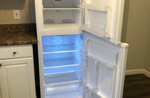 Linden Appartement | Private 2-bedroom with free parking and direct bus to NYC Manhattan only 2 blocks away