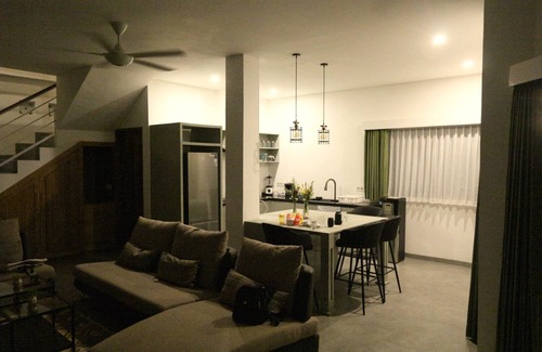 Pemaron Villa | Private 3 bedroom villa direct on the beach in North Bali, Lovina area