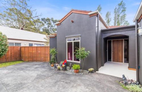 Pukehangi Maison | Private and Perfect for Families, Rotorua Escape