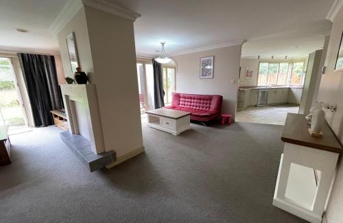 Pukehangi Maison | Private and Perfect for Families, Rotorua Escape