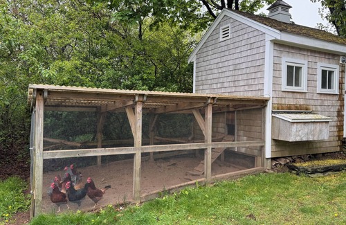 Greenbush Appartement | Private Apartment in Third Cliff Scituate Home .Walk to Beach. Pet Friendly