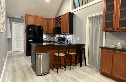 Cheektowaga Appartement | Private Apartment next to Airport!