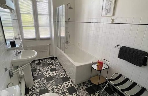 Excideuil Appartement | Private apartment with terrace and swimming pool