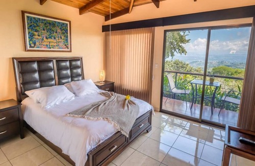 Escobal Appartement | Private apartment with Exceptional Mountain Views