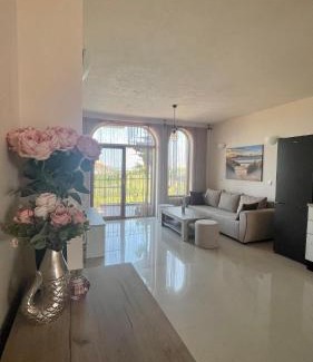 Budjaka Appartement | Private Apartment with Sea View