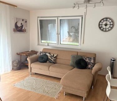 Innenstadt-Ost Appartement | Private Apartment with Terrace and Parking