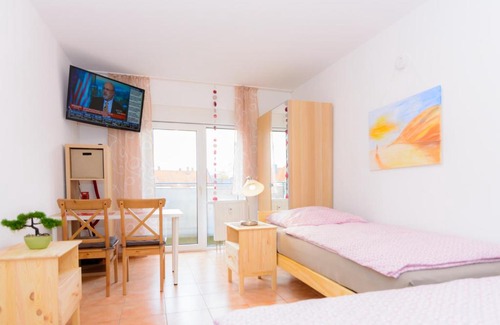 Weststadt Appartement | Private apartments close to subway