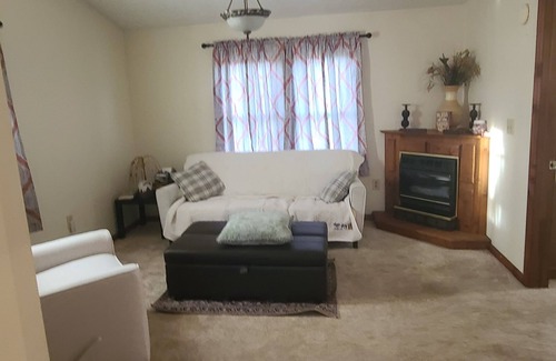 Reedsville Appartement | Appartement privé à quelques minutes de Morgantown et WVU