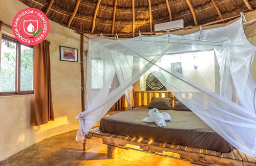 Homun Cabine | Private bath cabin + Cenotes, temazcal & zip line