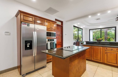 Tamarindo Maison | Private Beach Access- Golf Front with Beach club membership! Exclusive Location