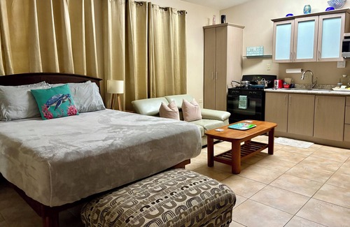 Bajura Appartement | PLAGE DE PLAGE PRIVÉE un endroit pour rester après avoir joué toute la journée!